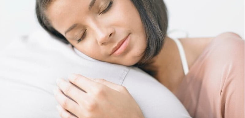 כיצד CBD מסייע לשינה
