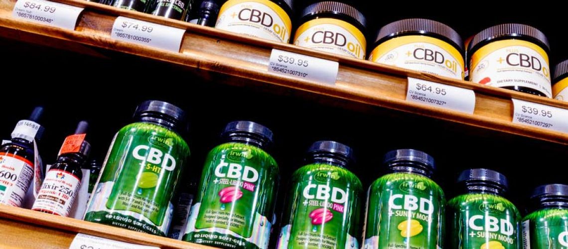 מבחור מוצרי CBD